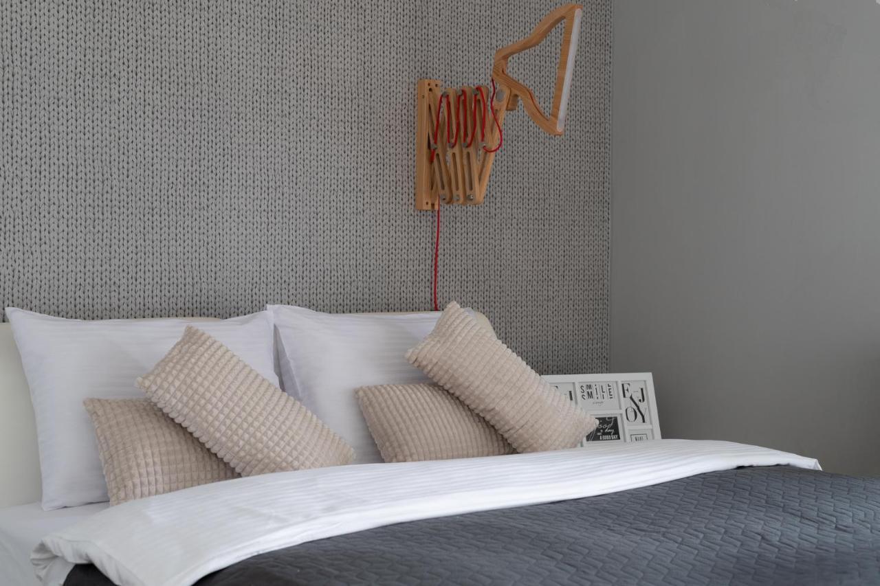 Poznan Grafitowa Modern Apartment エクステリア 写真